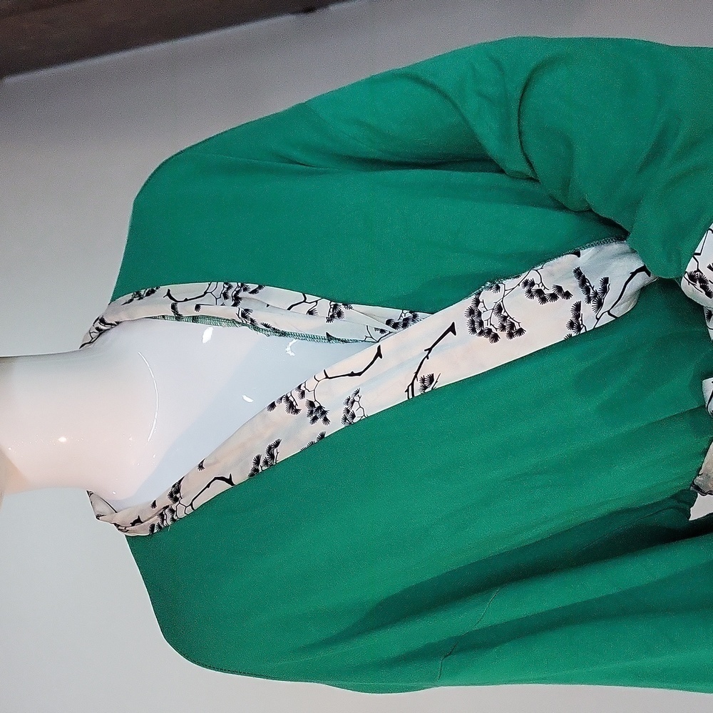 Doie Robe - Picture 2 of 11